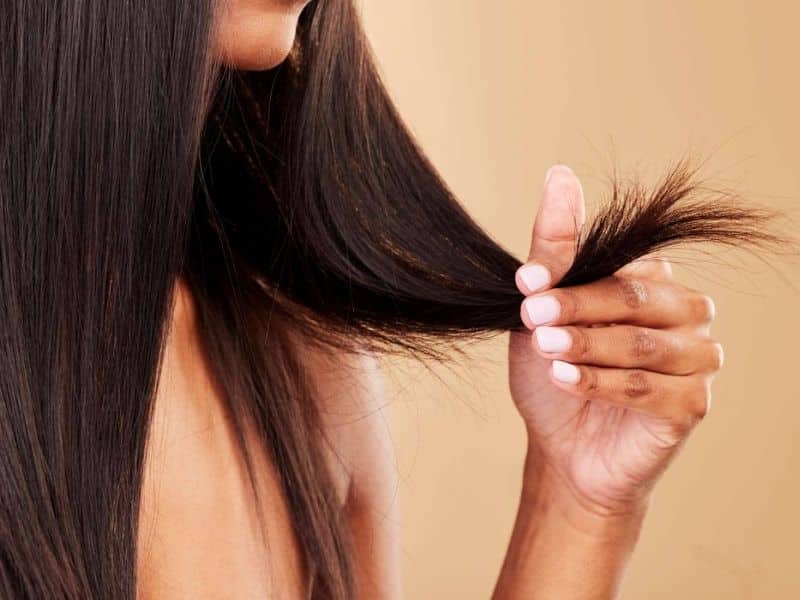 Split Ends and Breakage are  signs of heat damaged hair