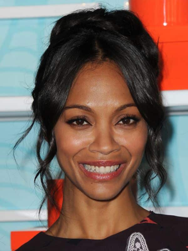 Zoe Saldana in French roll hairstyle