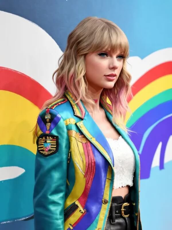 Taylor embraces her artistic side with a daring and creative flair