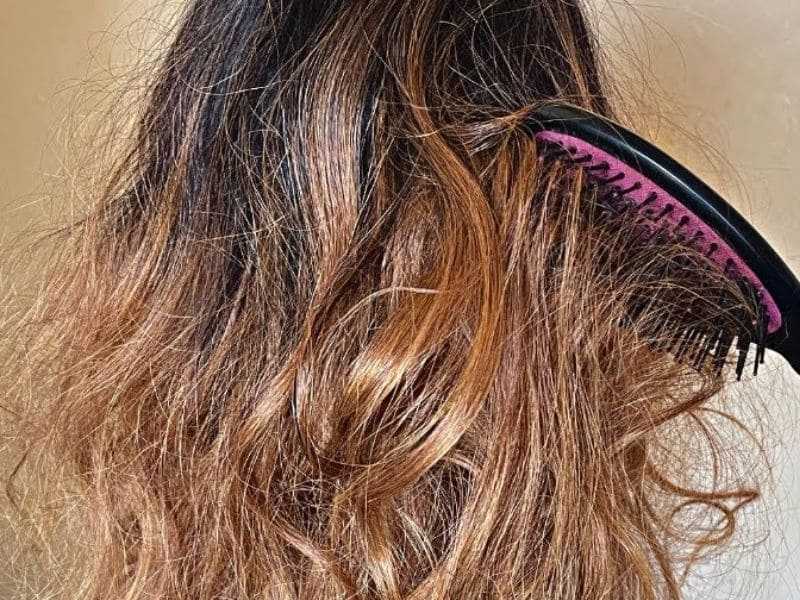 Synthetic hair is prone to tangling