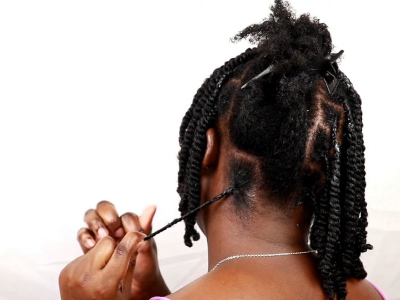 How to do two strand twists