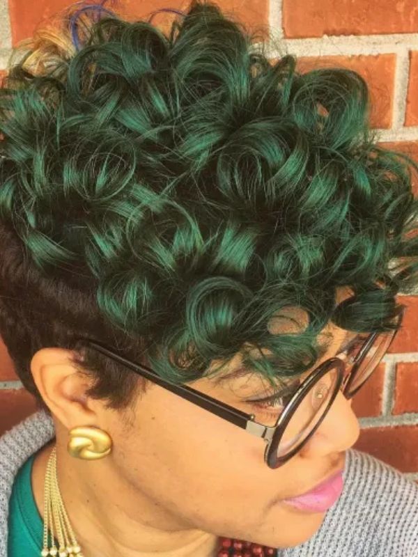 Emerald curls