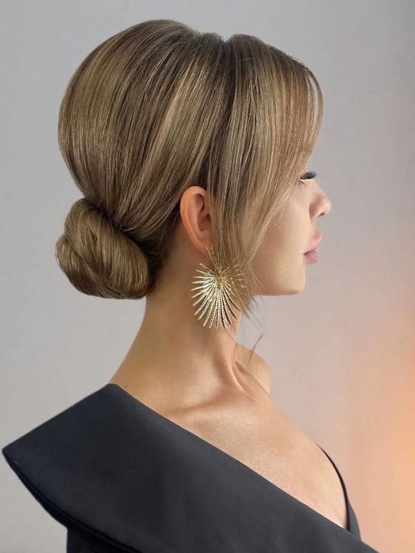 Low chignon