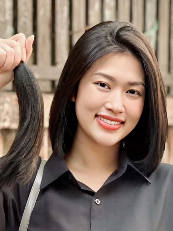 Vietnamese women support their families by selling their hair