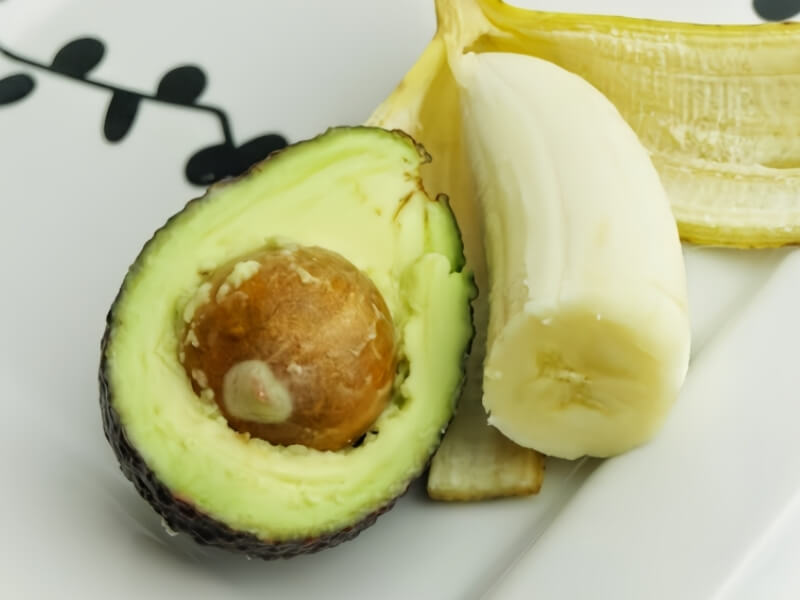 Avocado offers numerous benefits for your hair